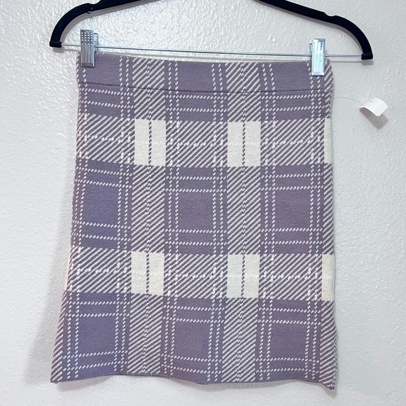 Love Tree purple long sleeve and skirt set plaid in purple and off white - Picture 4 of 5